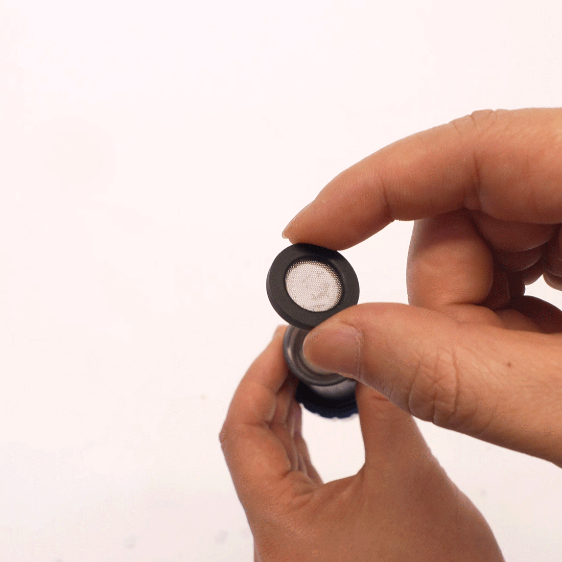 <strong>Pre-Filter Mesh</strong>